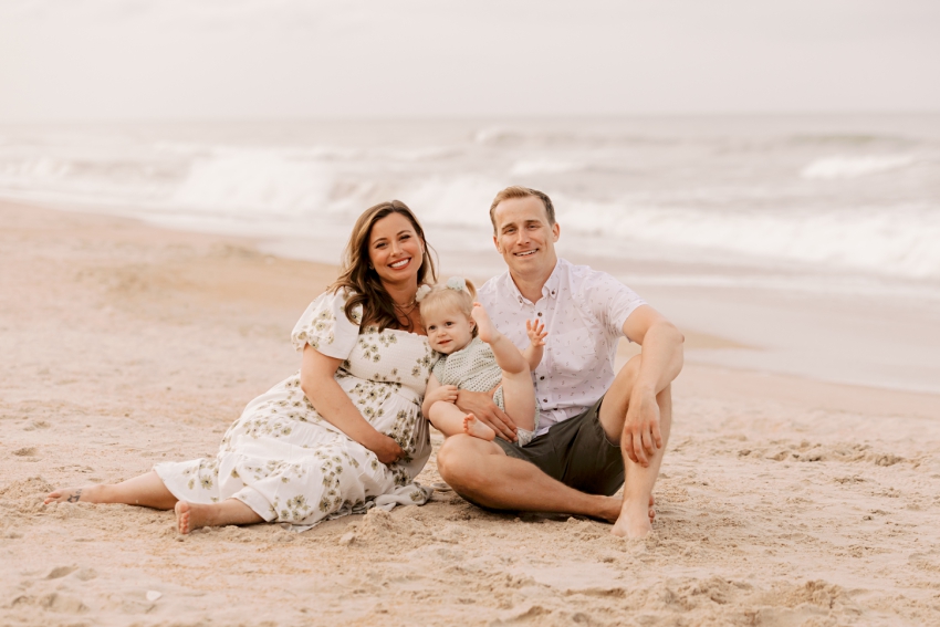 expecting mother with toddler on the beach outer banks photos by by sharon elizabeth co