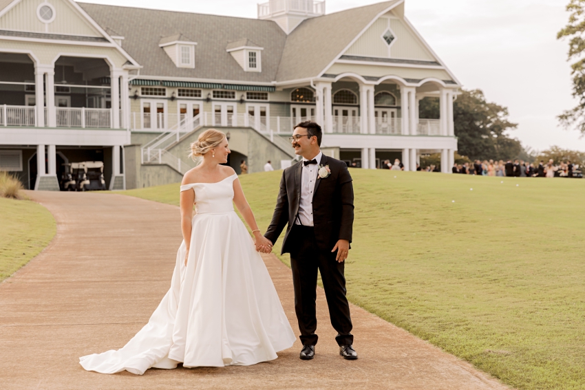 bride and groom portraits at duck woods country club by sharon elizabeth co