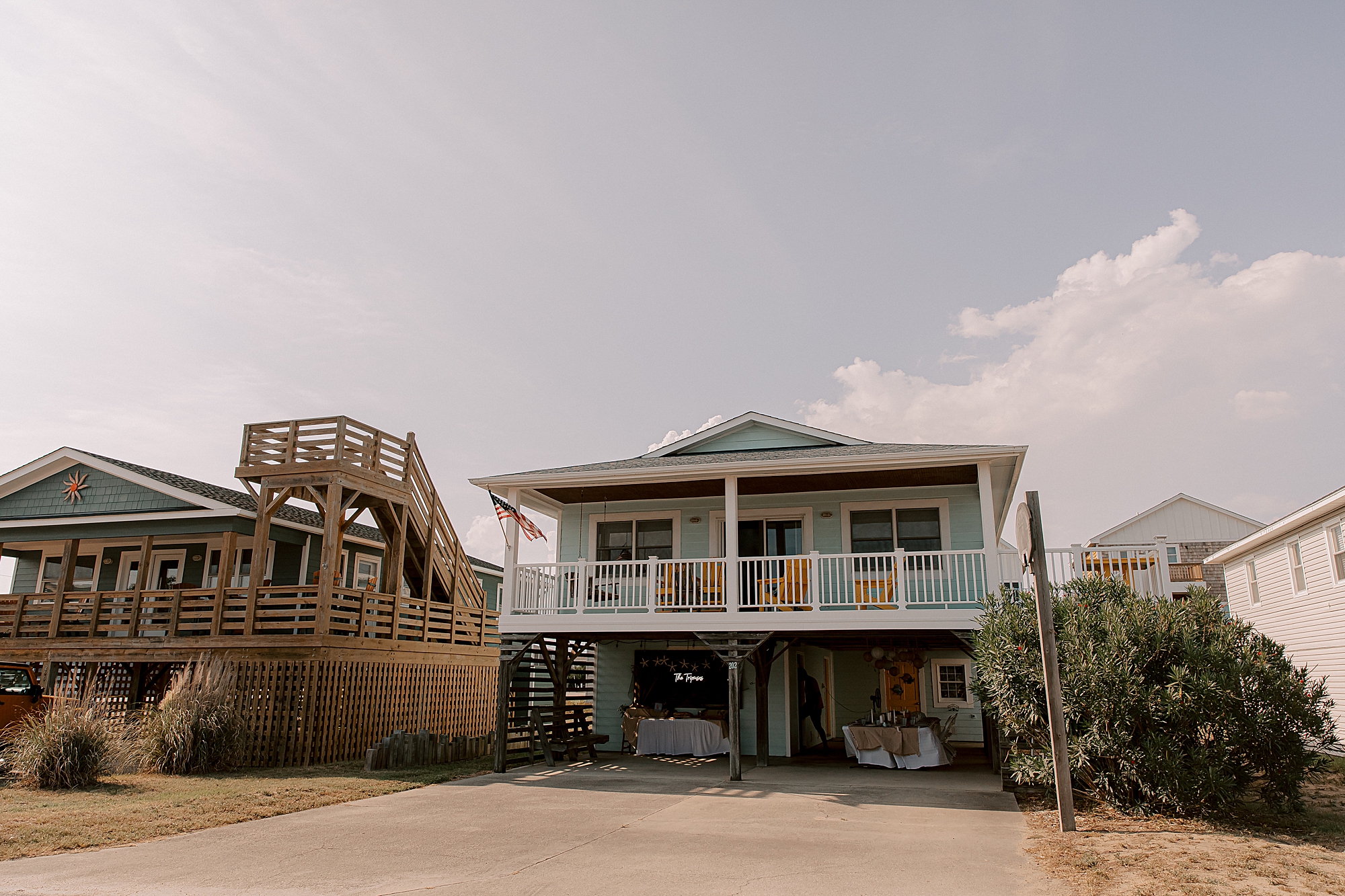 beach cottage with yellow furniture in kill devil hills